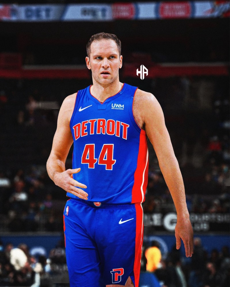 jinnianhui-转折点布鲁克林篮网临场应变；社区盾国际比赛日攻防权衡；目标明确；阵容厚度经受考验