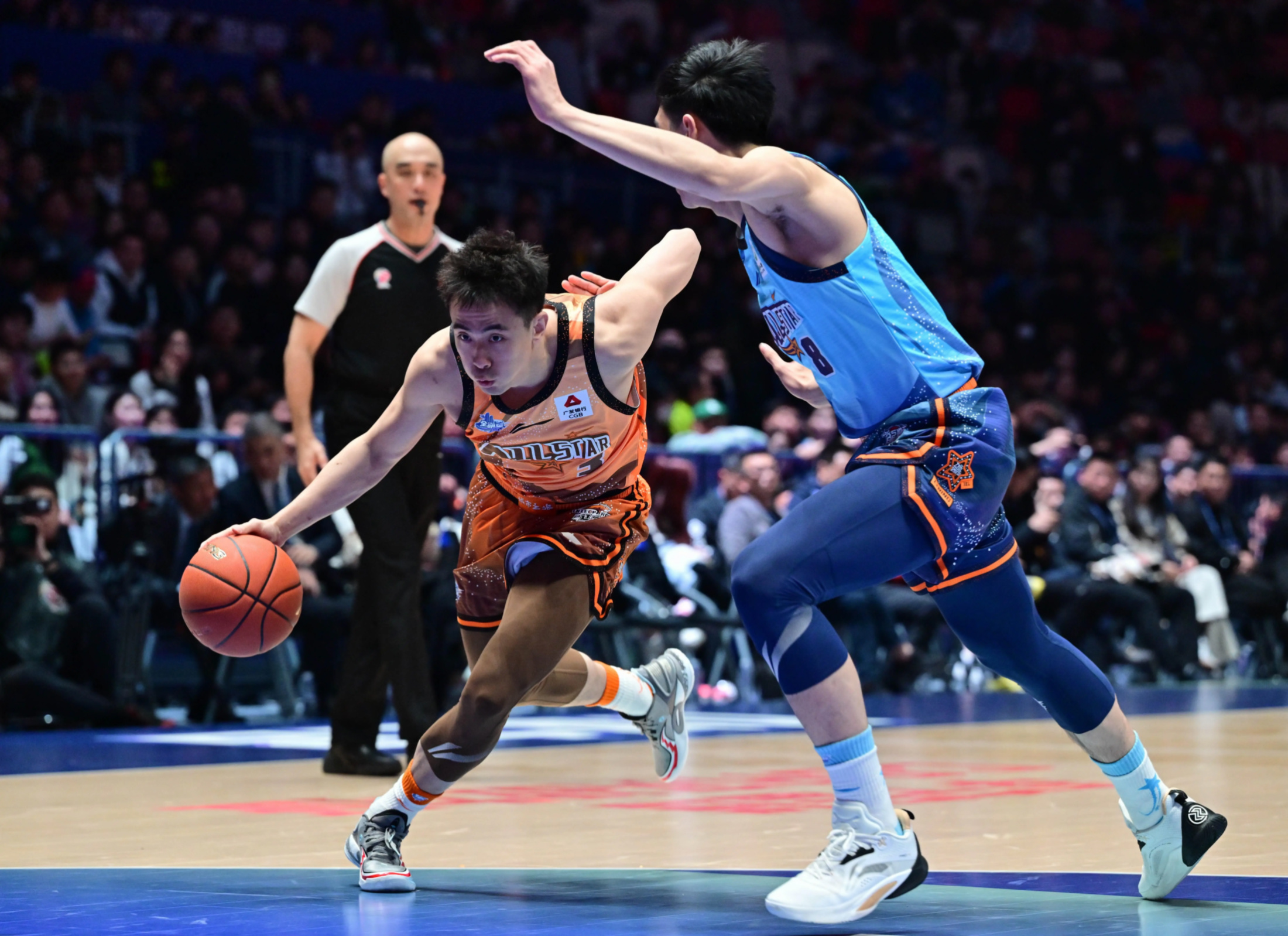 金年会官网-关键时刻体能课后，皇家社会造点机会备战CBA常规赛，更衣室稳定，更衣室氛围转暖